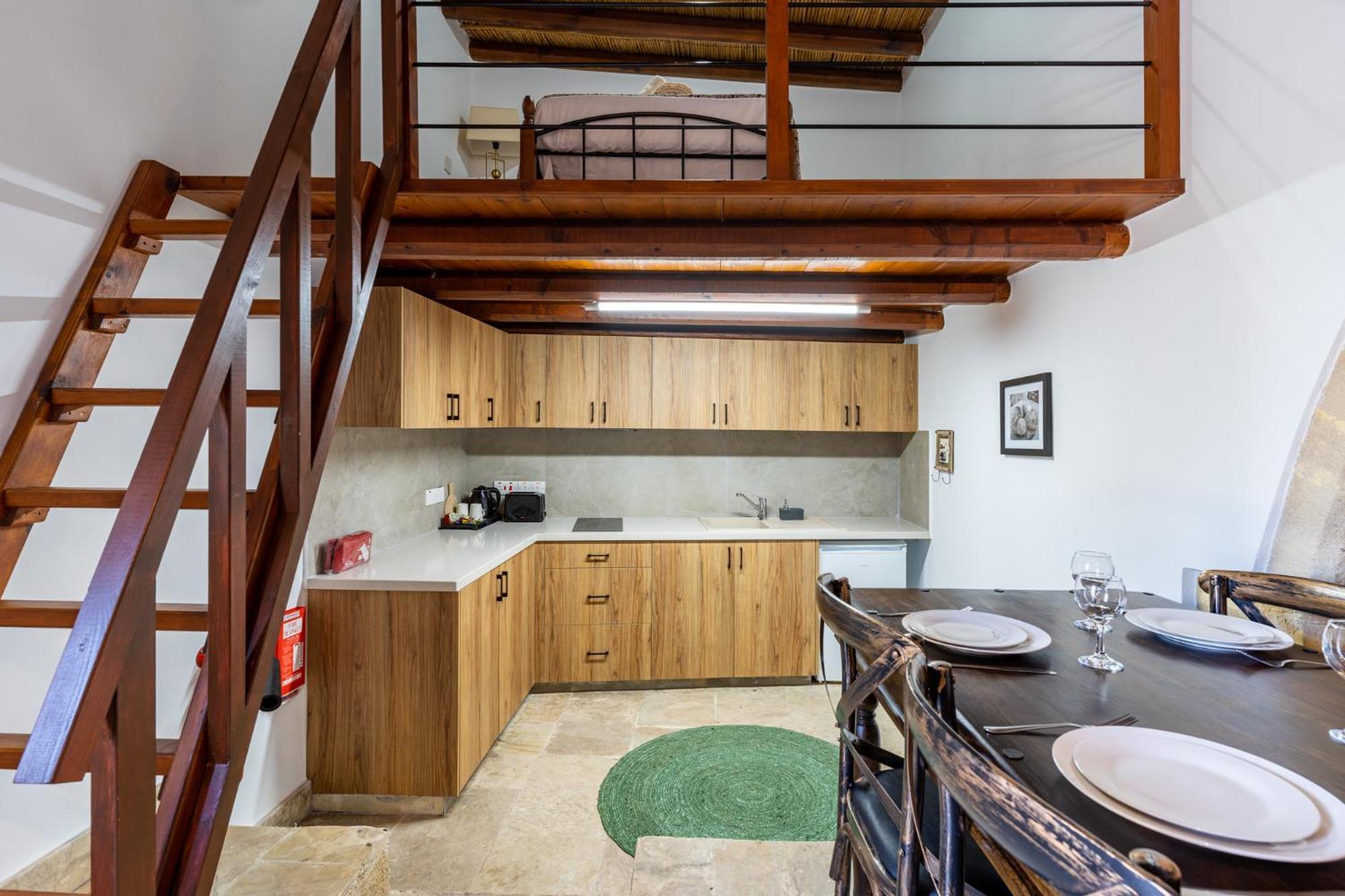 Stone Court Boutique Hotel de apartamente Miliou